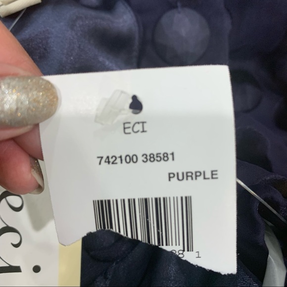 ECI Halter Blouse - Picture 7 of 7